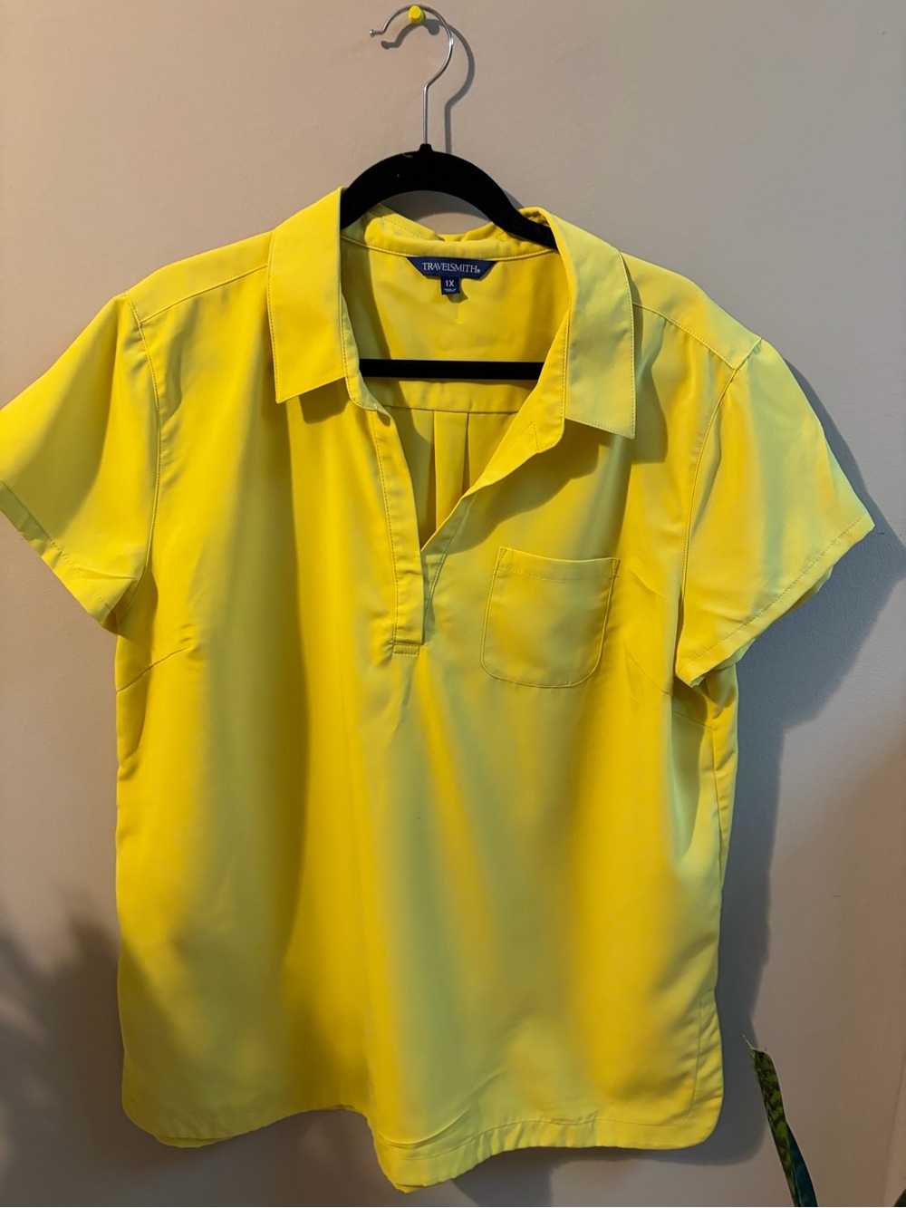 Travel Smith Yellow Short Sleeve Collared Blouse size 1X
#0051